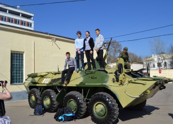 24 АПРЕЛЯ 2019 ГОДА В ЦЕЛЯХ ВОСПИТАНИЯ ПАТРИОТИЗМА И ЛЮБВИ К РОДИНЕ СОСТОЯЛАСЬ ЭКСКУРСИЯ В ВОИНСКУЮ ЧАСТЬ