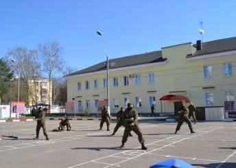 24 АПРЕЛЯ 2019 ГОДА В ЦЕЛЯХ ВОСПИТАНИЯ ПАТРИОТИЗМА И ЛЮБВИ К РОДИНЕ СОСТОЯЛАСЬ ЭКСКУРСИЯ В ВОИНСКУЮ ЧАСТЬ