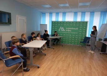 Космический день в средней группе №11