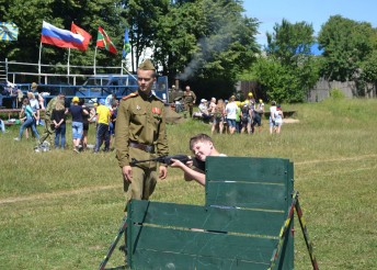 ПАМЯТИ ГЕРОЕВ БУДЕМ ДОСТОЙНЫ!