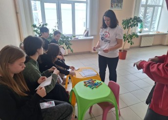 Центр Милосердие провел игровое занятие Телефон доверия в  ФМБА КБ8