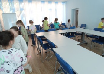 Непоседы