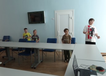 Непоседы