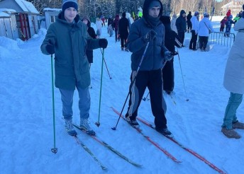 Команда центра «Милосердие» вышла на старт «Лыжни Обнинска — 2026»