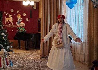 Новогодний праздник для воспитанников центра Милосердие