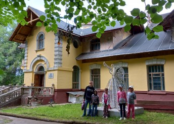 Лето в центре социальной помощи семье и детям «Милосердие» - всегда самая солнечная и жаркая пора.