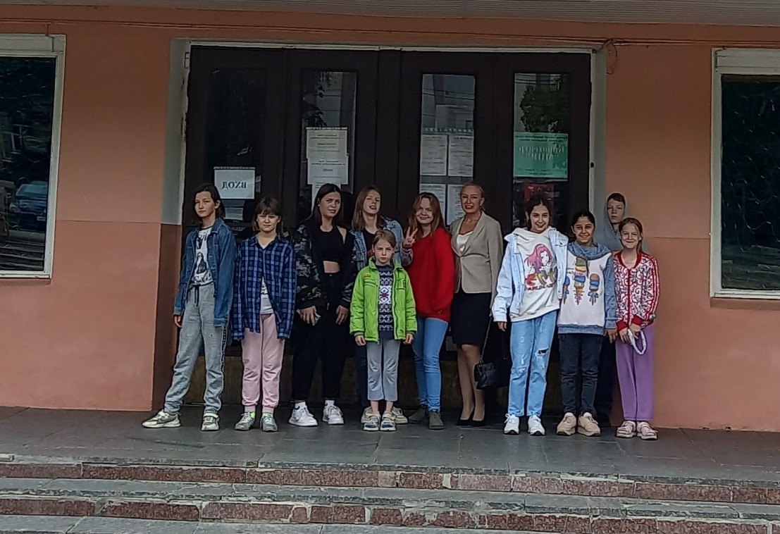 Посещение кинотеатра Мир.